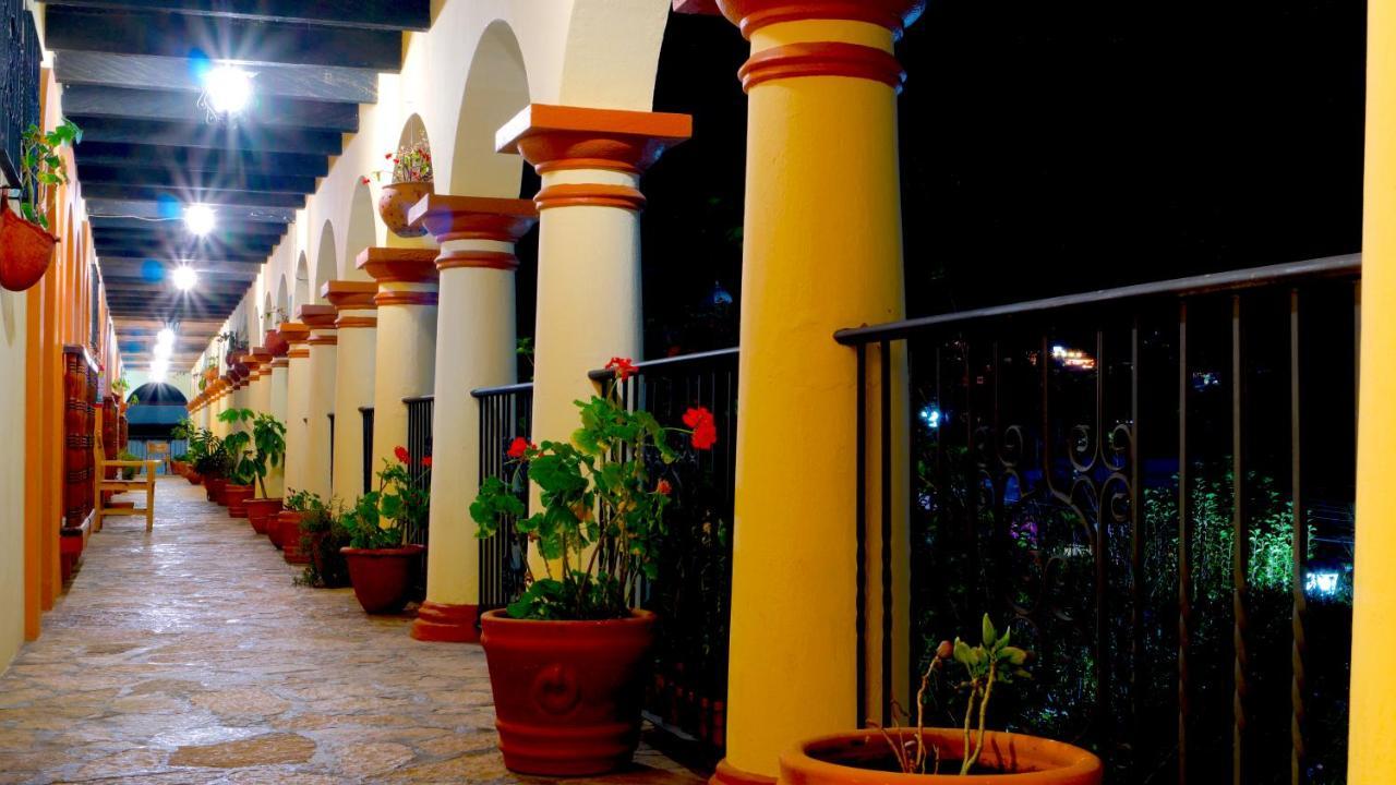 Hotel Rincon Del Arco San Cristobal de las Casas Exterior photo